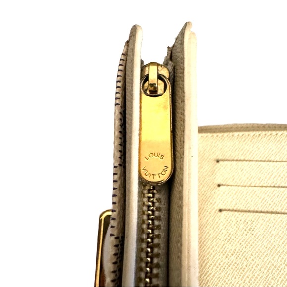 **SOLD**Louis Vuitton Joey Wallet Damier Azur - Picture 10 of 13